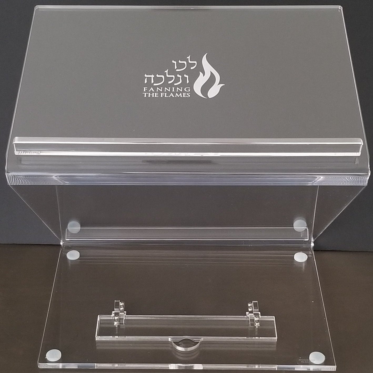 Clear lucite shtender with engraving on a wooden desk - Zstander