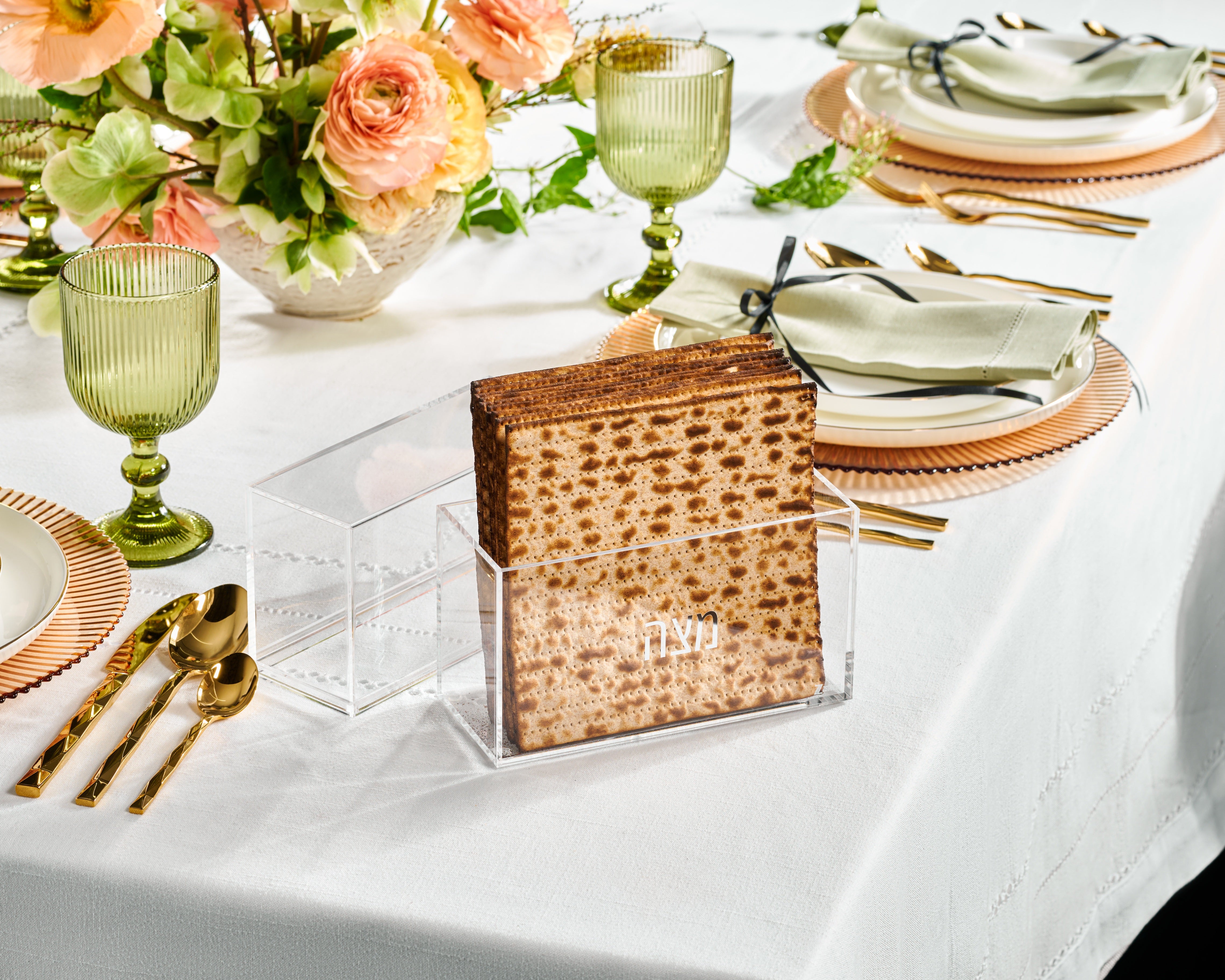 Lucite Matzah Box (Standing Square)